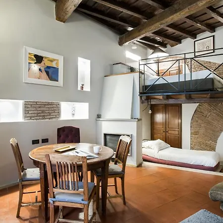 Apartment Charming Pantheon Apt In The Heart Of Rome *