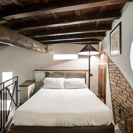 Apartment Charming Pantheon Apt In The Heart Of Rome *