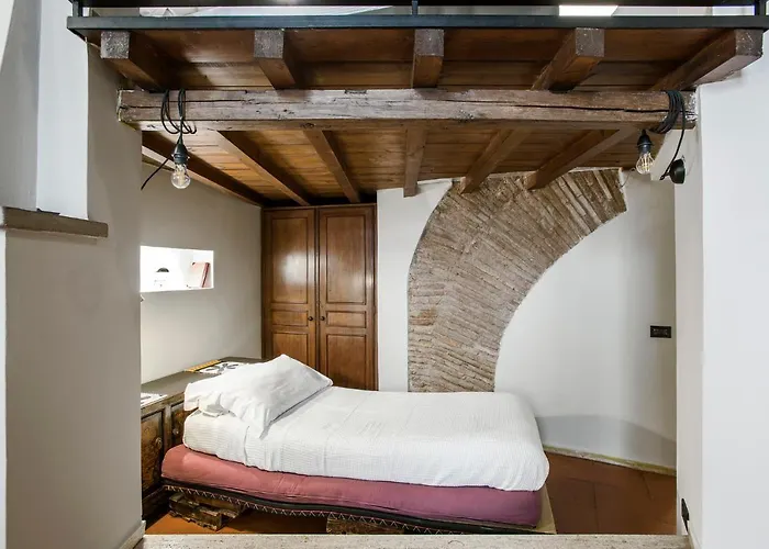Charming Pantheon In The Heart Of Apartamento *