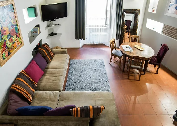 Charming Pantheon In The Heart Of Apartamento *