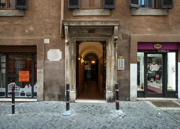 Charming Pantheon In The Heart Of Apartamento *
